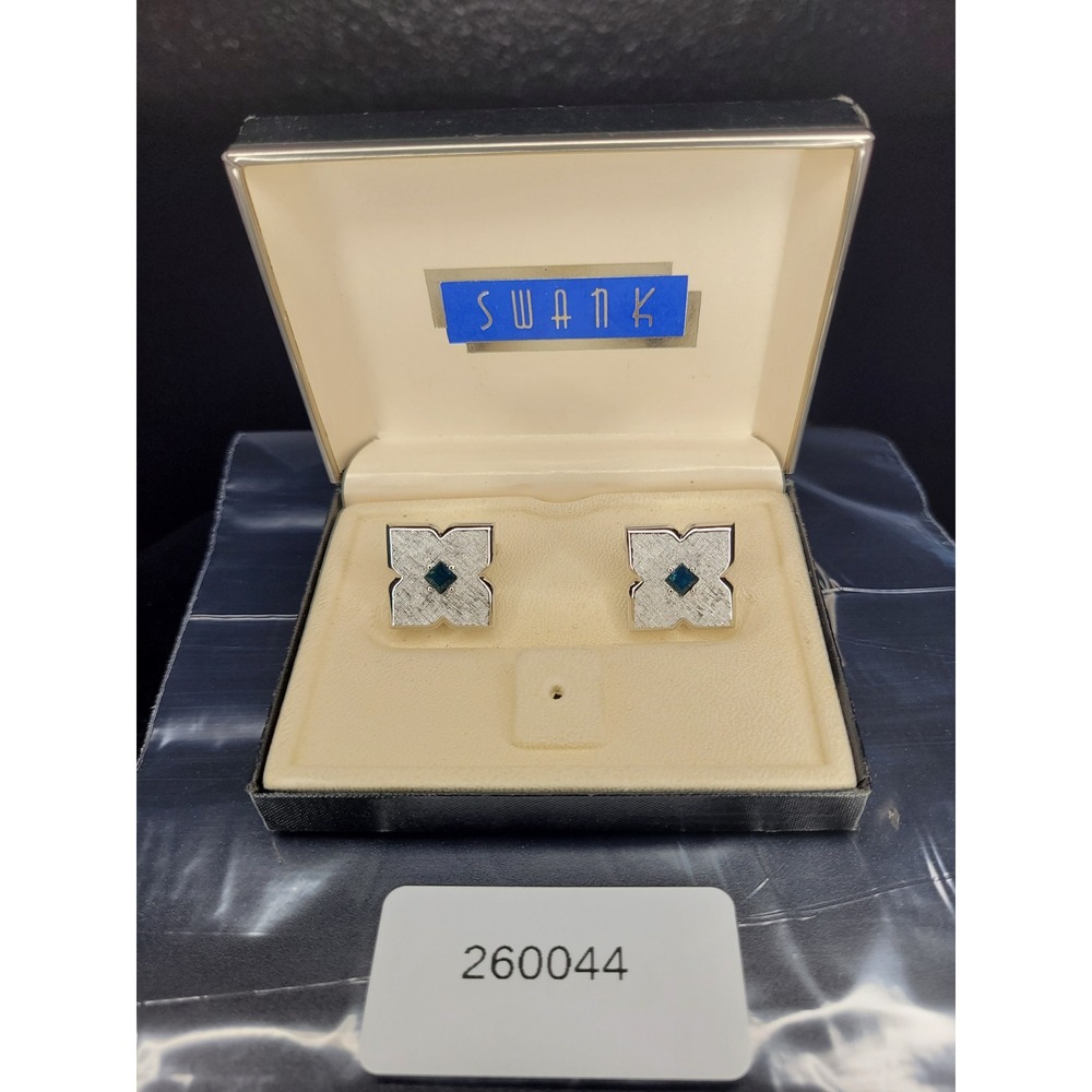 Swank Cufflinks Silver Tone Textured Quatrefoil Blue Stone Boxed Excellent